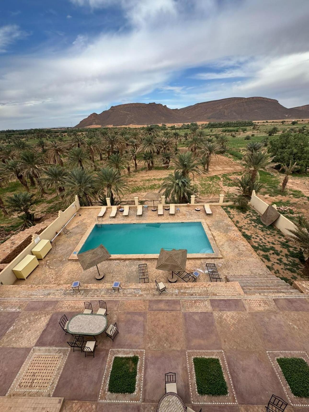 Riad Les Jardins De Tafraoute Foum Mharech Exterior foto